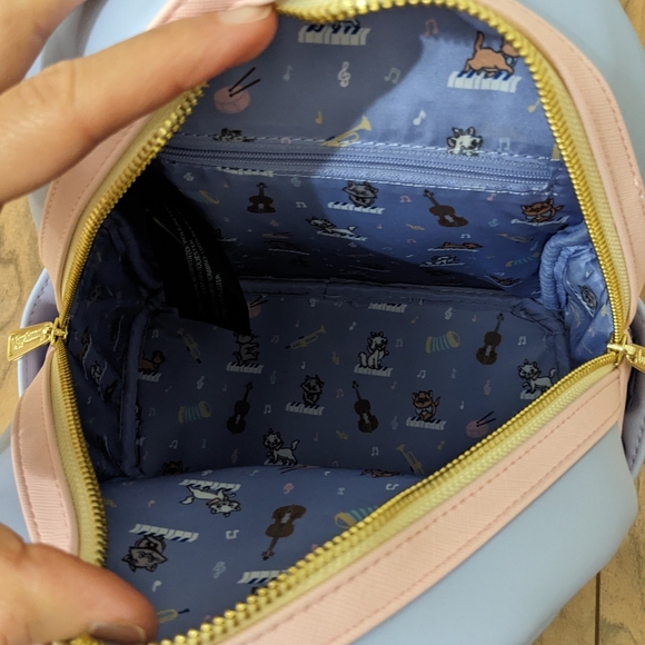 NWT! Loungefly Disney 's Aristocats Kittens Piano Mini Backpack - Picture 14 of 15